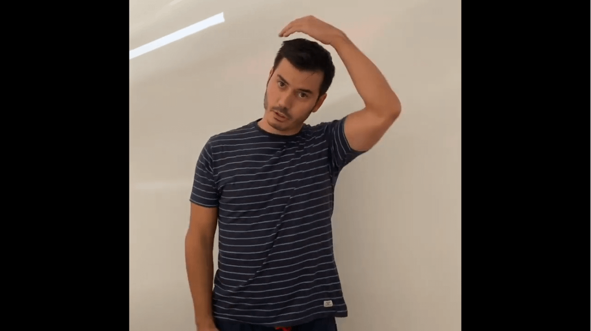 Captura de pantalla 2019-08-26 a las 12.22.52 ejercicio para estirar el cuello